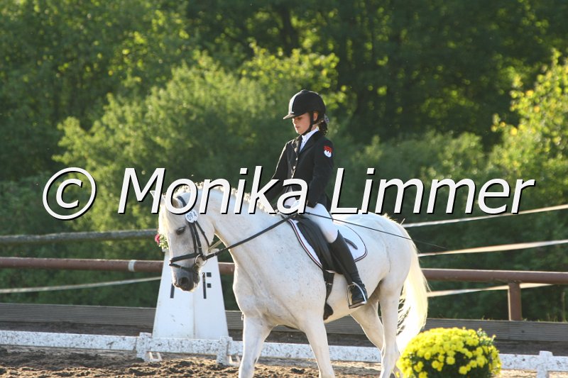 109M5047_Lett_Nothing_Else_Dressurreiter A.JPG